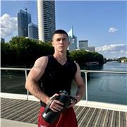 Coach en sport 
Tous niveau 
Renforcement musculaire/perte de poids/préparation militaire